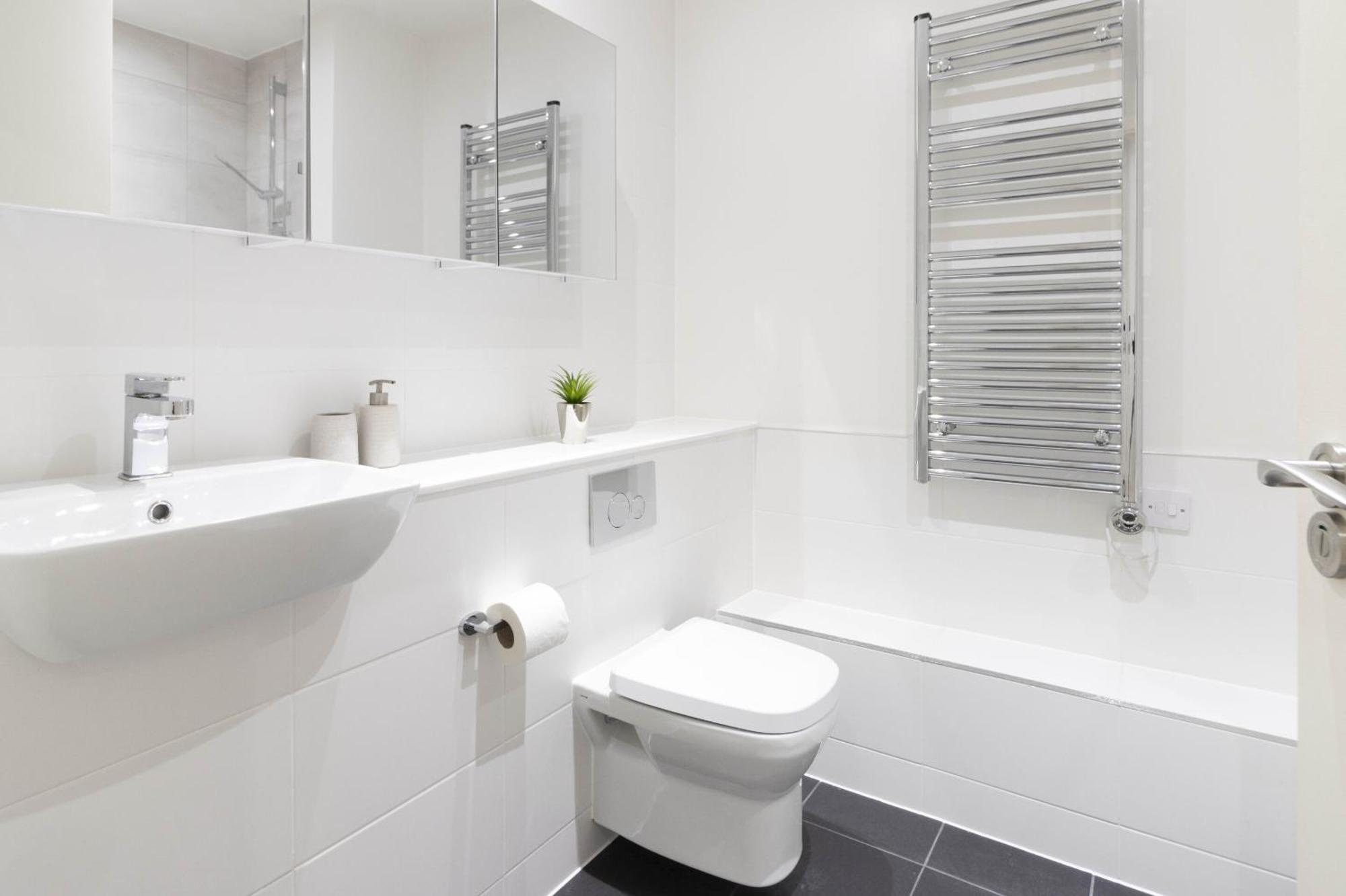 Linacre 1&2 - One And Two Bed Flat Behind The Cathedral With Free Parking And Fast Wifi Apartment Exeter Bilik gambar
